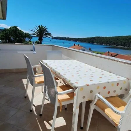 Verena Apartman *