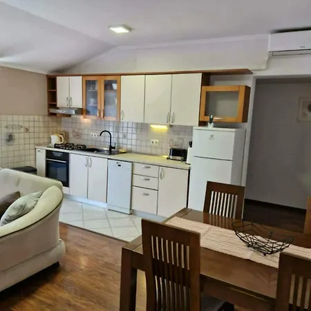 Apartman Verena Rab Town